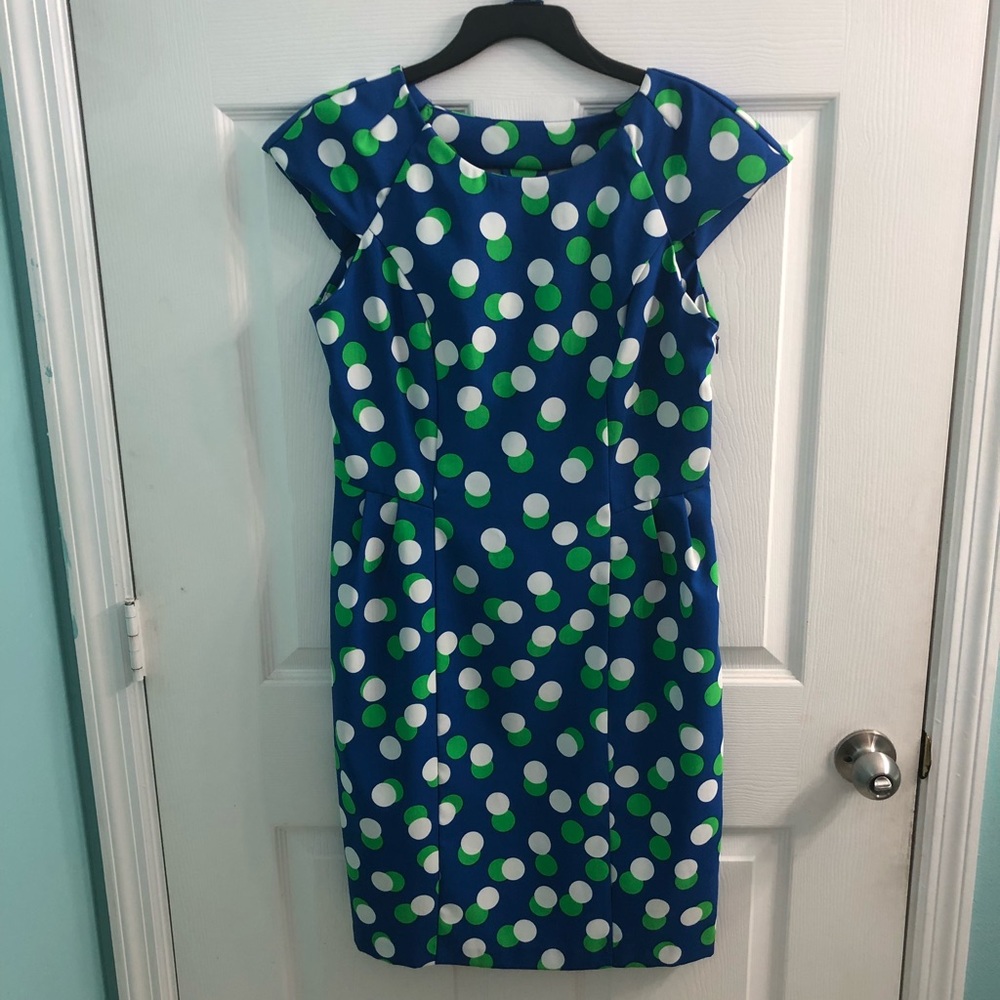 Scarlett dress with a splash of color